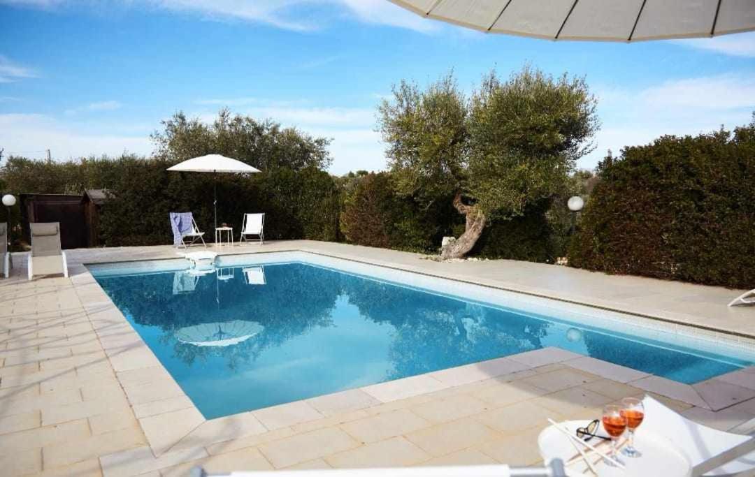 Trulli Azzalema With Exclusive Pool Vila Brindisi Exterior foto