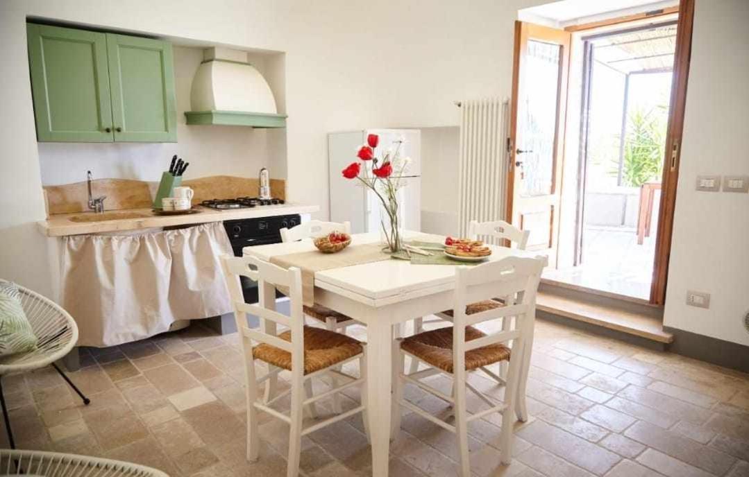 Trulli Azzalema With Exclusive Pool Vila Brindisi Exterior foto